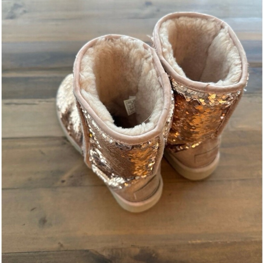UGG Rose-Gold Sequin Boots with Cream Lining - Picture 5 of 7